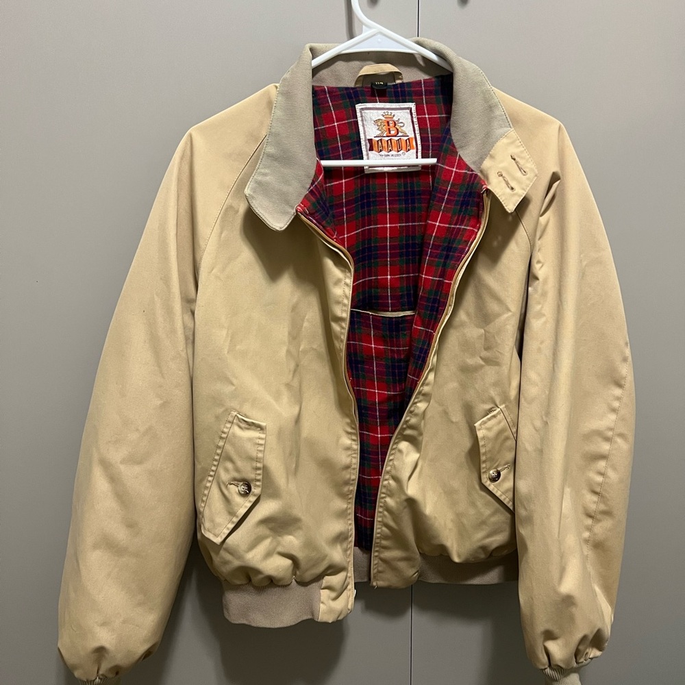 Vintage Baracuta shell jacket 🧥 perfect for spring!!